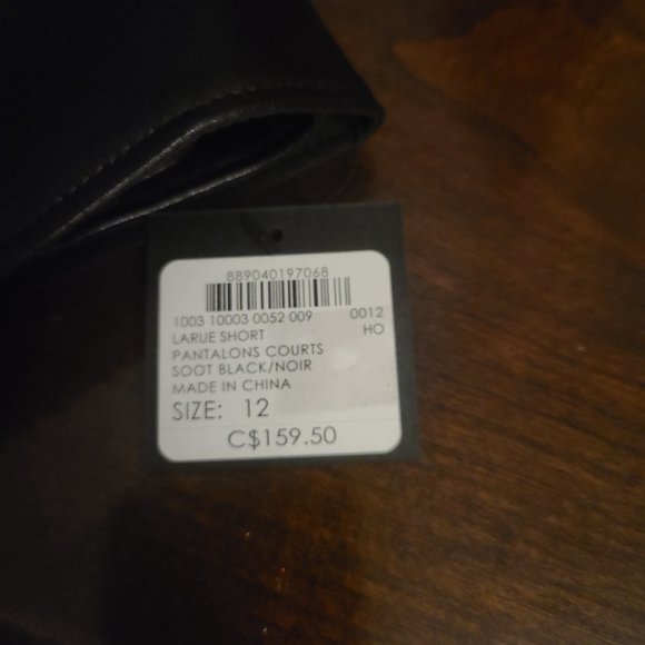 Club Monoco Larue Shorts size 12 - Picture 3 of 4